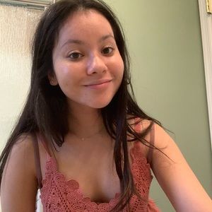 Meet your Posher, Lorena